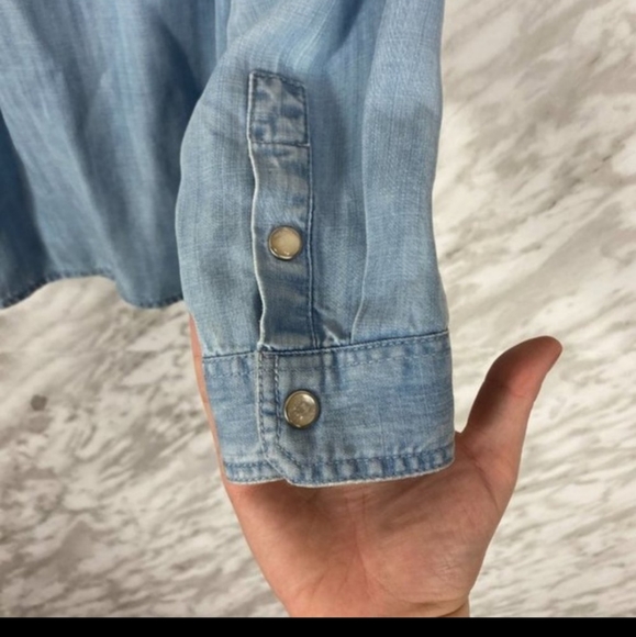 The Kooples Chambray Button Down Shirt - Size Small - Skull Pearl Snaps,… - Picture 4 of 7